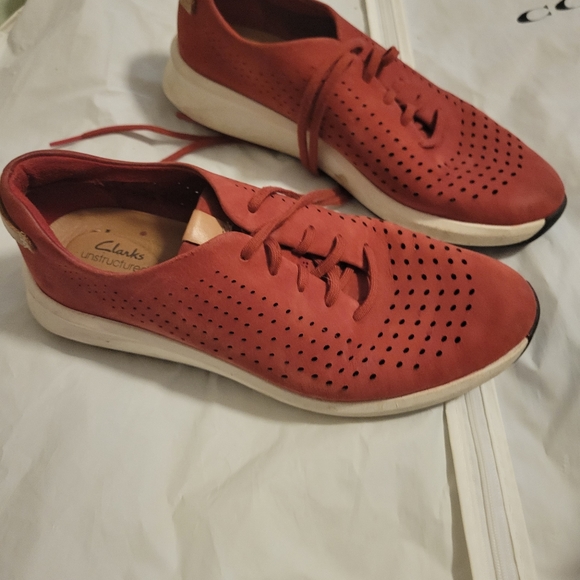 Clark's size 6 - Picture 1 of 4